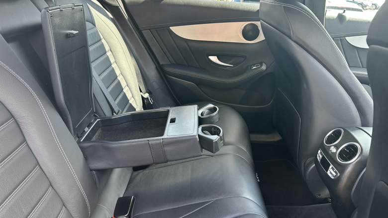 Mercedes-Benz GLC 300 4Matic AMG Line 5dr 9G-Tronic Petrol Estate